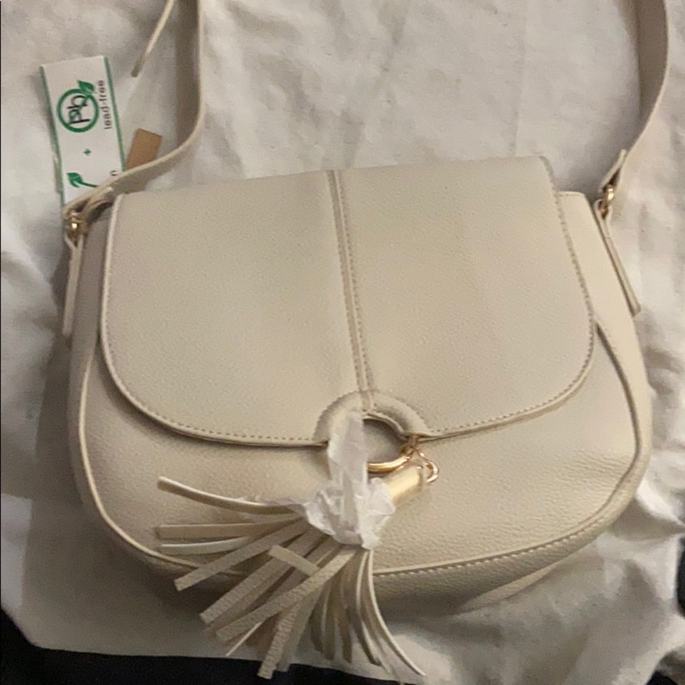Hand bag
